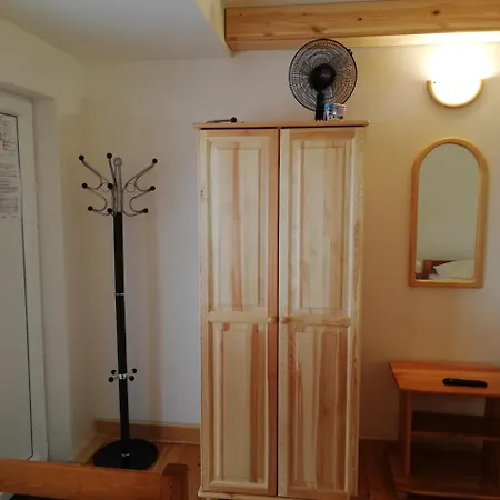Ubytovanie Mondok *