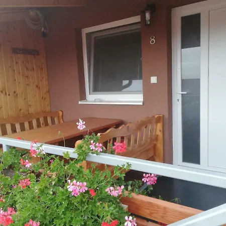 Guest house Ubytovanie Mondok Mocenok